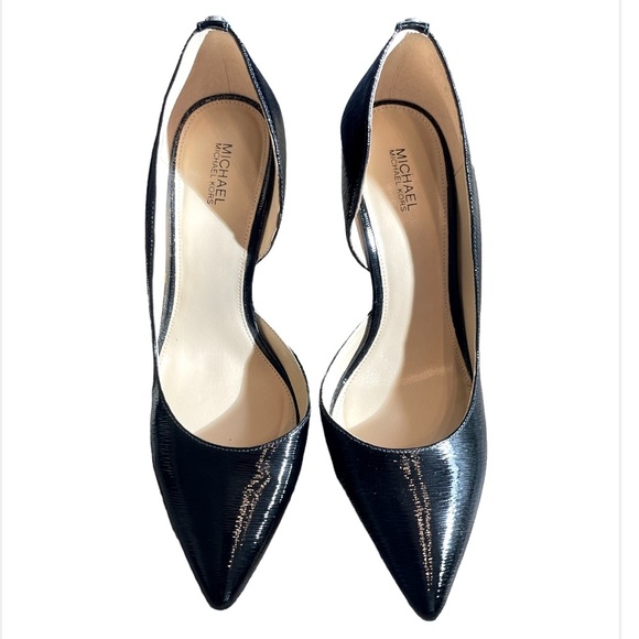 🌻Michael Kors black textured leather heels Size 8.5 - Picture 2 of 8